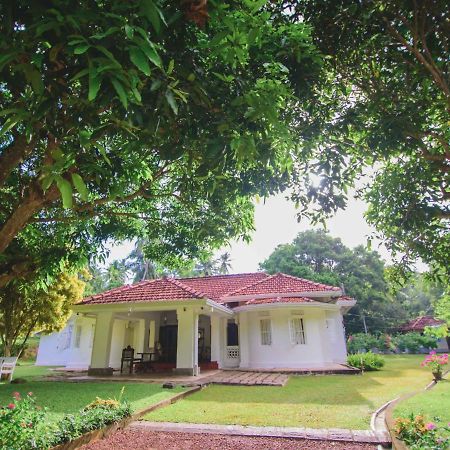 Thalpe Walawwa Heritage Villa Unawatuna Eksteriør billede