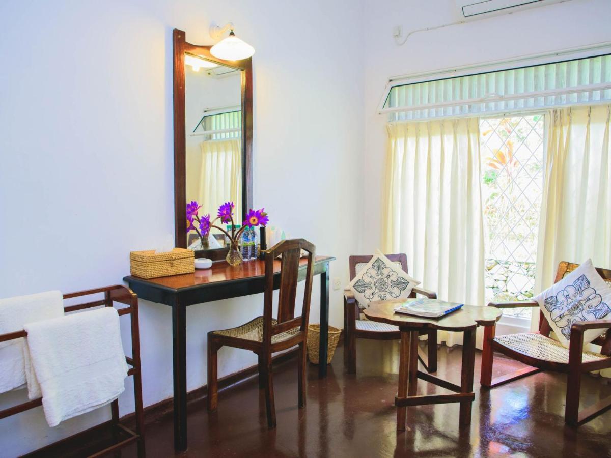 Thalpe Walawwa Heritage Villa Unawatuna Eksteriør billede