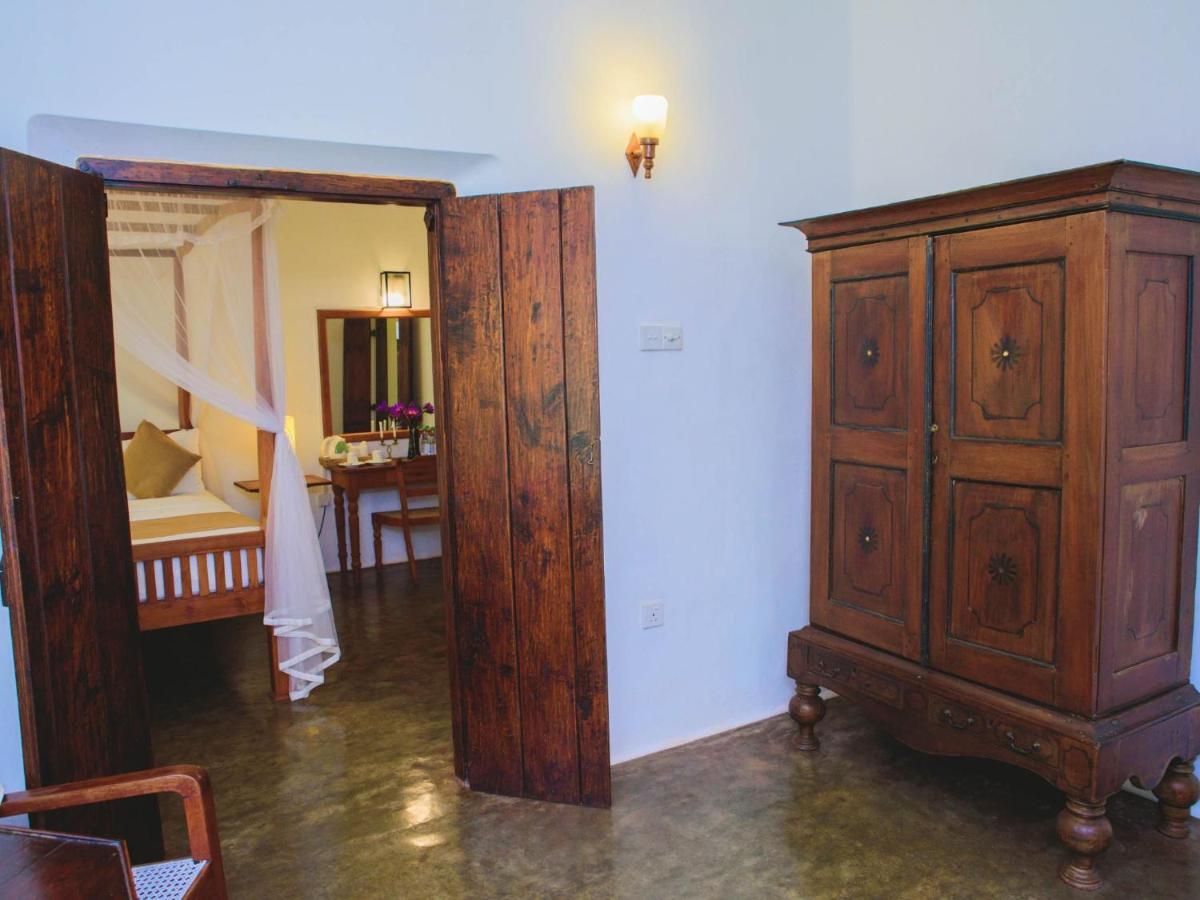 Thalpe Walawwa Heritage Villa Unawatuna Eksteriør billede