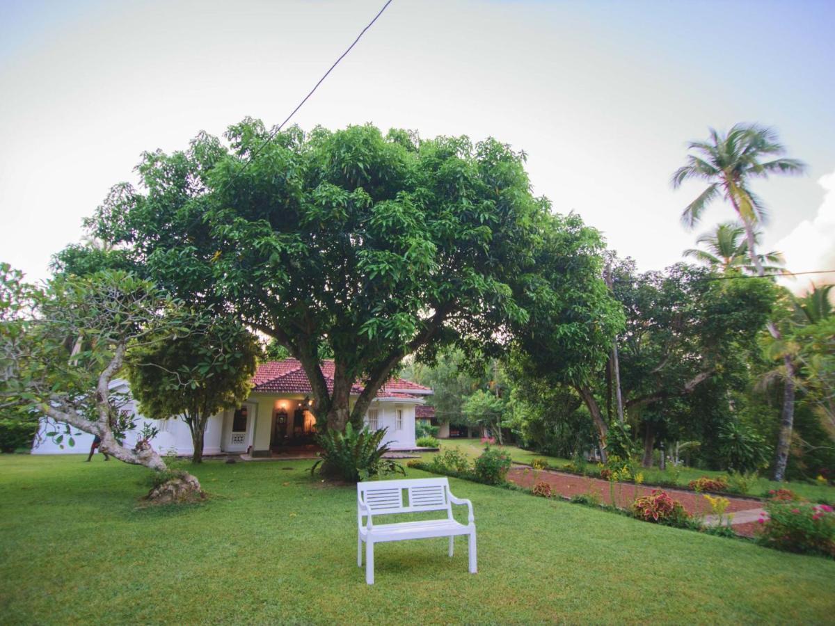 Thalpe Walawwa Heritage Villa Unawatuna Eksteriør billede