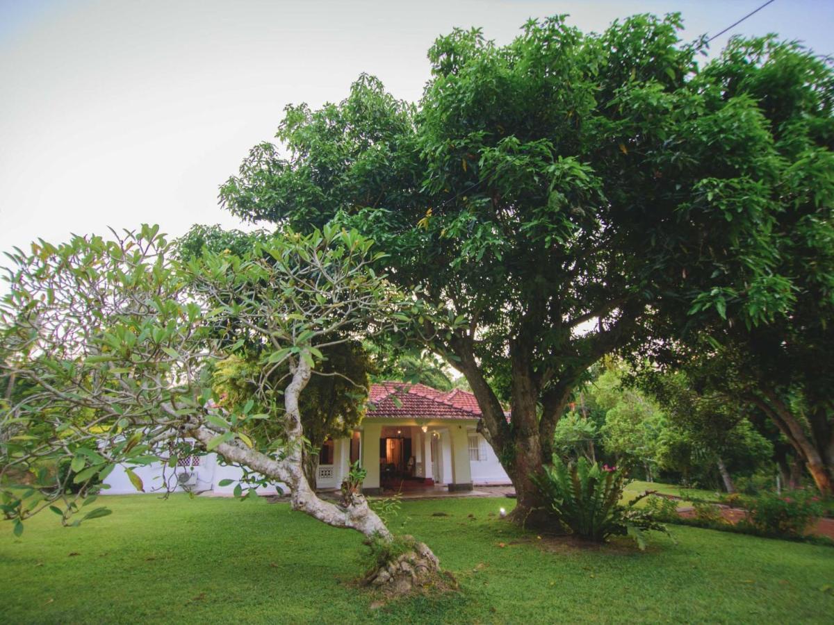 Thalpe Walawwa Heritage Villa Unawatuna Eksteriør billede