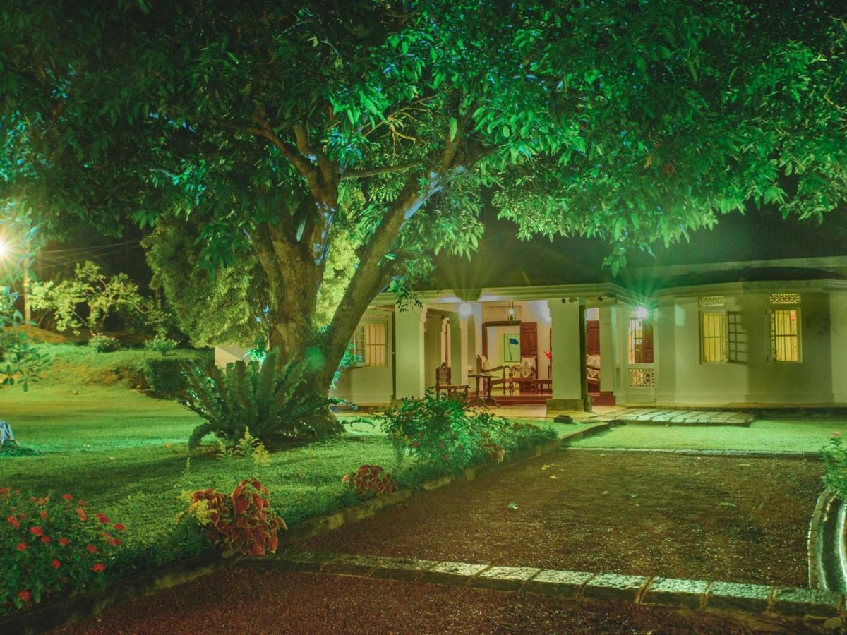 Thalpe Walawwa Heritage Villa Unawatuna Eksteriør billede