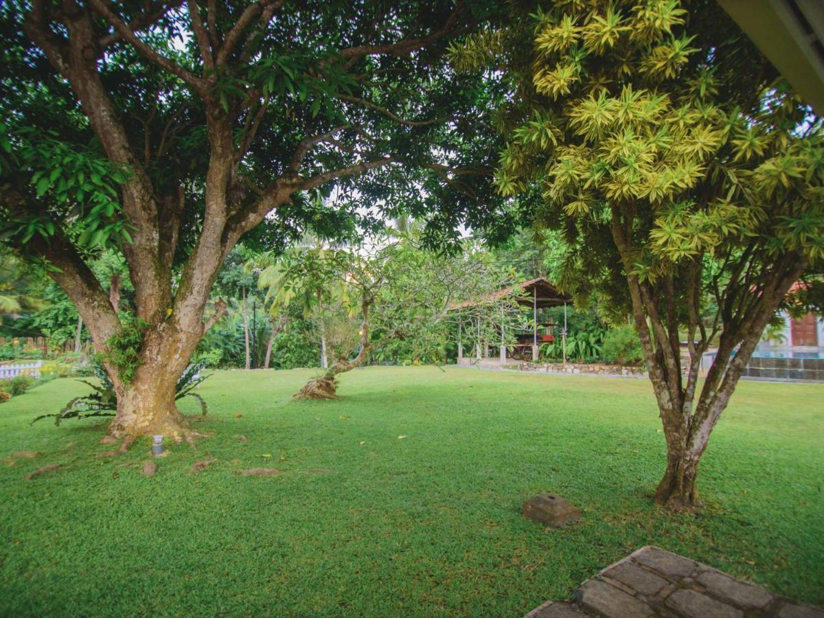 Thalpe Walawwa Heritage Villa Unawatuna Eksteriør billede